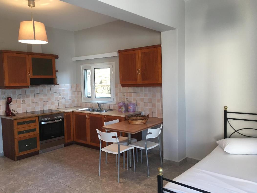 L'S Apartments Mavrovoúnion 외부 사진